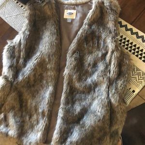 Fur vest